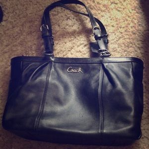 Good condition black Coach leather purse